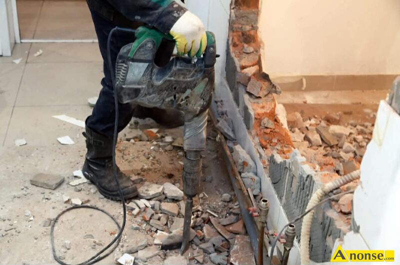 ROZBI�RKA ,opis dodatkowy:  Rozbi�rki, wyburzenia, opr�nianie
piwnic i mieszka� �� 

Zajmujemy si� - image 0 - anonse.com