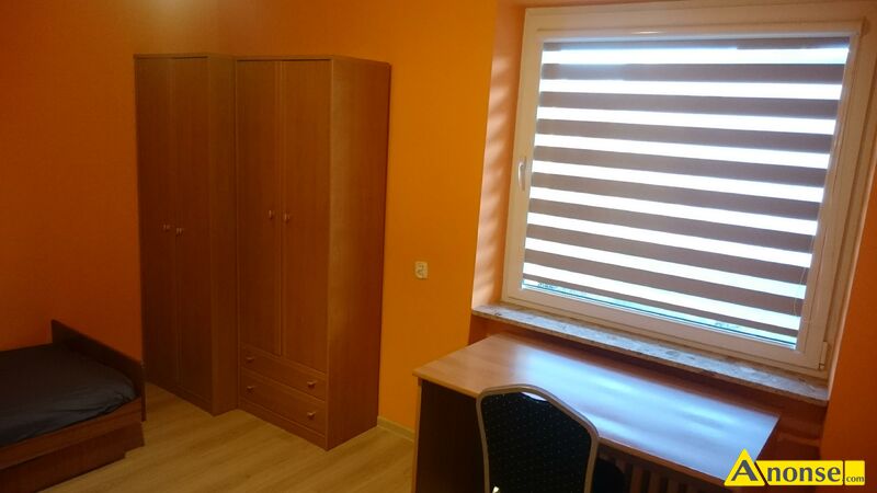 RZESZ�W , pok�j,opis dodatkowy: Posiadam wolny pok�j do wynaj�cia jednoosobowy w domku jednorodzinn - image 0 - anonse.com
